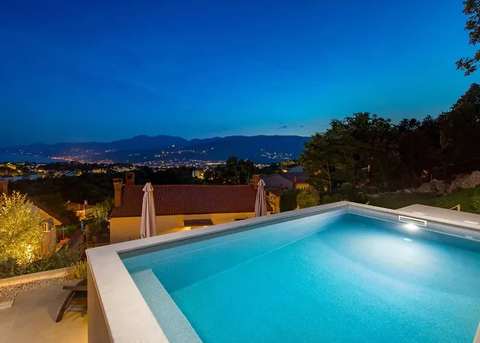 Srok With Pool Apartamento