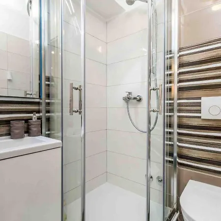 Apartament Srok With Pool