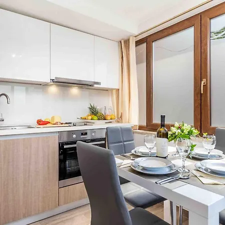 Srok With Pool Apartament