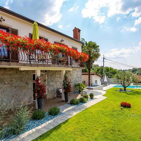 Apartament Srok With Pool Kastav