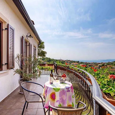 Apartment Srok With Pool