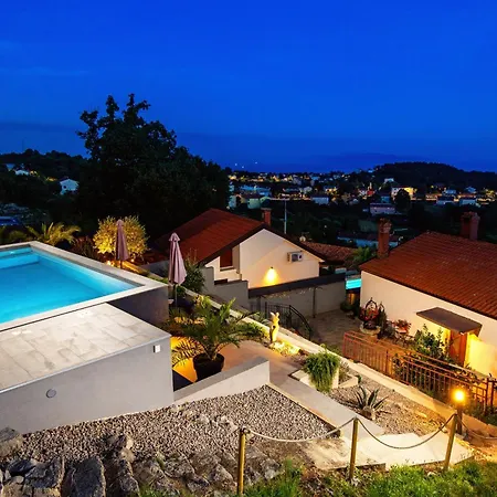 Apartment Srok With Pool Kastav