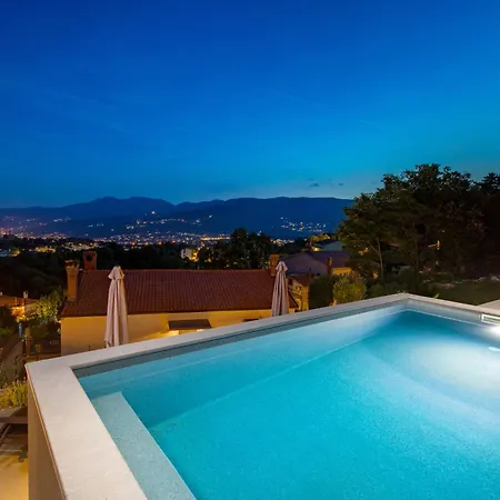 Srok With Pool Apartment