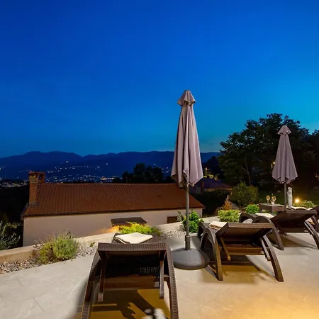 Apartament Srok With Pool